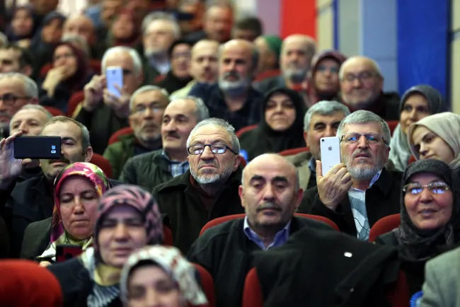 son-dakika-hac-ve-umre-tarihleri-belli-oldu-1650391386361.jpg