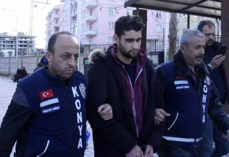 Telefonuna gelen mesajla neye uğradığını şaşırdı: Elimde Kadir Şeker cinayetiyle ilgili belge var!