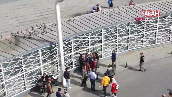 Taksim Meydanı'nda sevgililerin sosyal medyada fotoğraf paylaşım kavgası kamerada