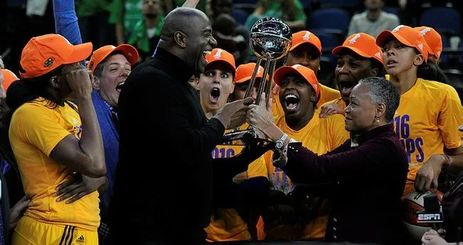 WNBA’de şampiyon Los Angeles Sparks