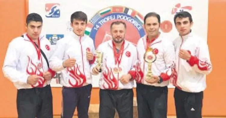 Genç boksörlerden Karadağ’da 3 madalya!