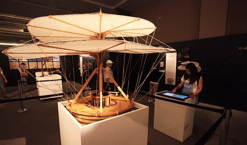 Leonardo'nun Makineleri : Evrensel Deha Da Vinci'nin ...