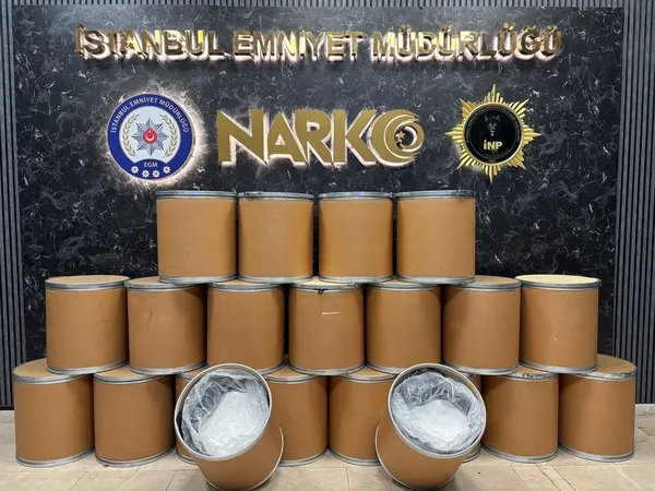 yemek-kuryesi-kiliginin-altindan-bomba-duzenekli-uyusturucu-deposu-cikti-1792580197461.jpg