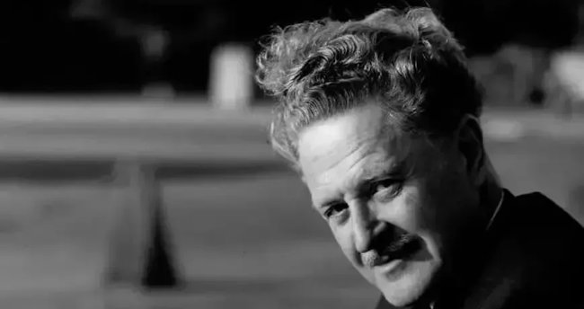 Makinalaşmak İstiyorum Şiiri Sözleri - Nazım Hikmet Ran Makinalaşmak Şiiri Açıklaması Ve İncelemesi