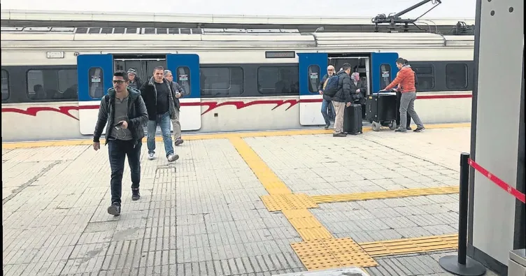 Foça’da ulaşım isyanı