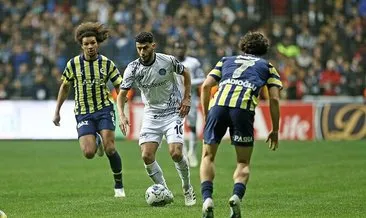 Son dakika haberleri: Zirve yarışında Fenerbahçe’ye Adana Demirspor darbesi! Kanarya, zorlu deplasmanda 1 puana razı oldu…