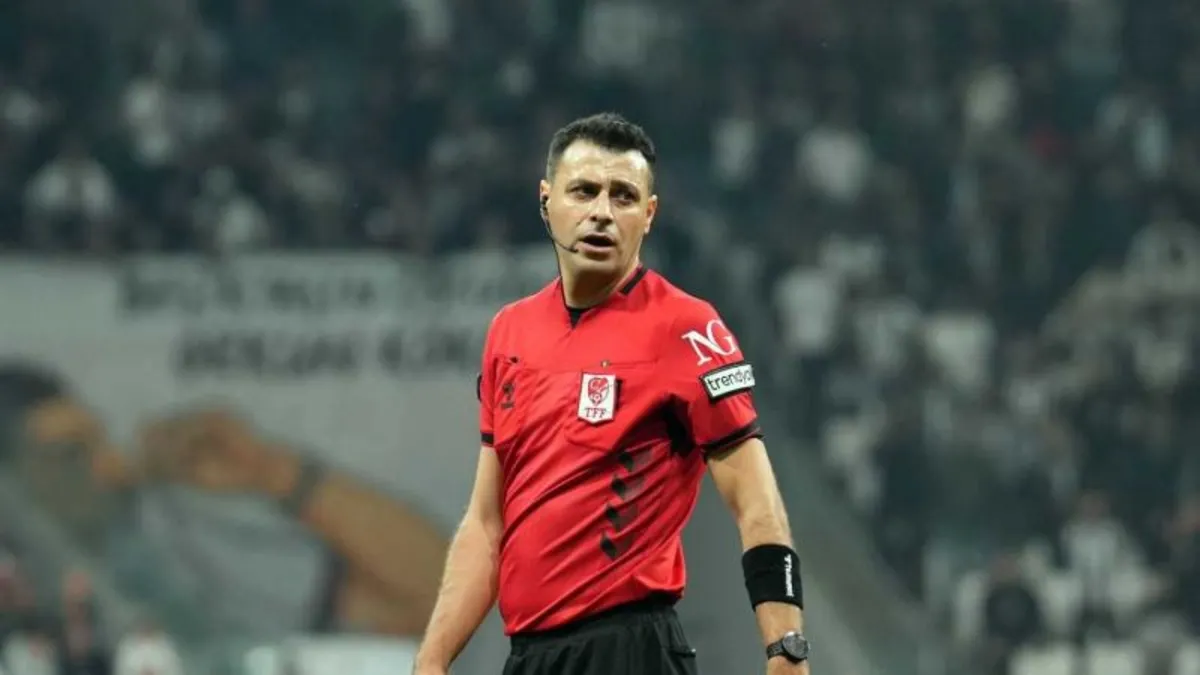 SON DAKİKA | Trabzonspor-Beşiktaş maçının hakemi belli oldu SON DAKİKA | Trabzonspor-Beşiktaş maçının hakemi belli oldu