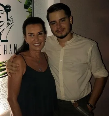 İbrahim Tatlıses’in sır gibi sakladığı torunu ortaya çıktı! Güzelliğiyle büyüledi