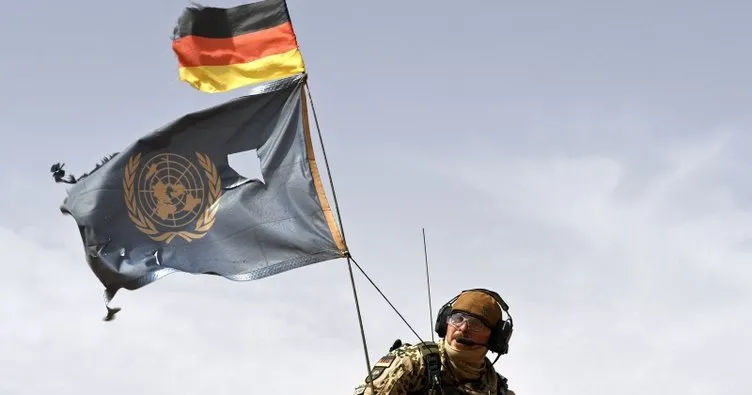 Almanya Afganistan topraklarını terk etti