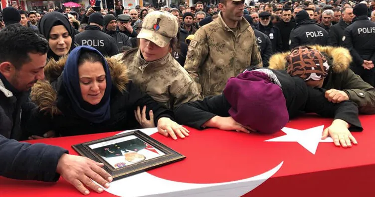 Kars, şehidini uğurladı