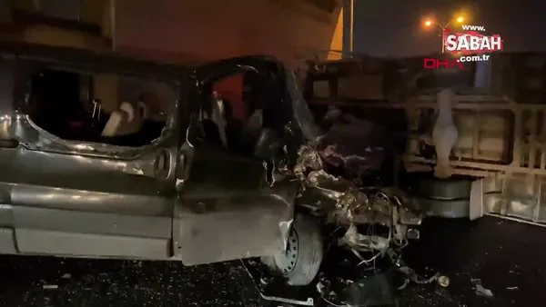 Esenler'de minibüsün çarptığı kamyon devrildi: 3 yaralı | Video