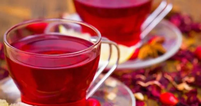 Ebegümeci Nedir, Ebegümeci Çayının Faydaları Nelerdir?