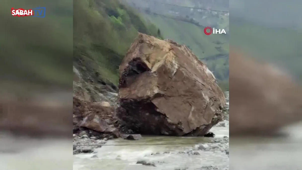 Ardeşen’de korkutan heyelan Ardeşen’de korkutan heyelan
