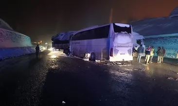 Bingöl-Erzurum yolunda kaza! 3 yaralı