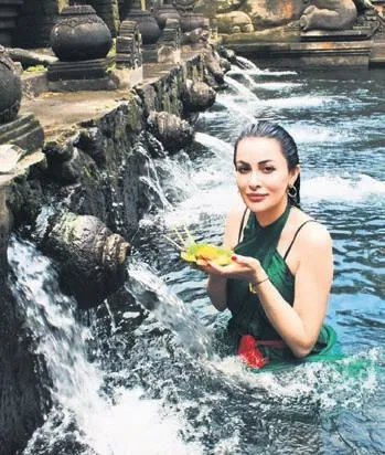 Can Yaman’dan beklenmeyen hamle! Bakın hangi Türk güzele gönlünü kaptırdı...