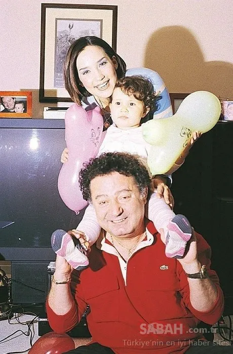 Yaprak Dökümü'nün Fikret'i Bennu Yıldırımlar'ın kızı Ada güzelliğiyle sosyal medyayı salladı! İşte Bennu Yıldırımlar'ın gözlerden uzak büyüyen kızı...