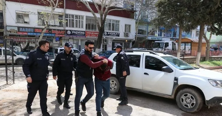 Adana’da durdurulan minibüsten 251 bin uyuşturucu hap çıktı