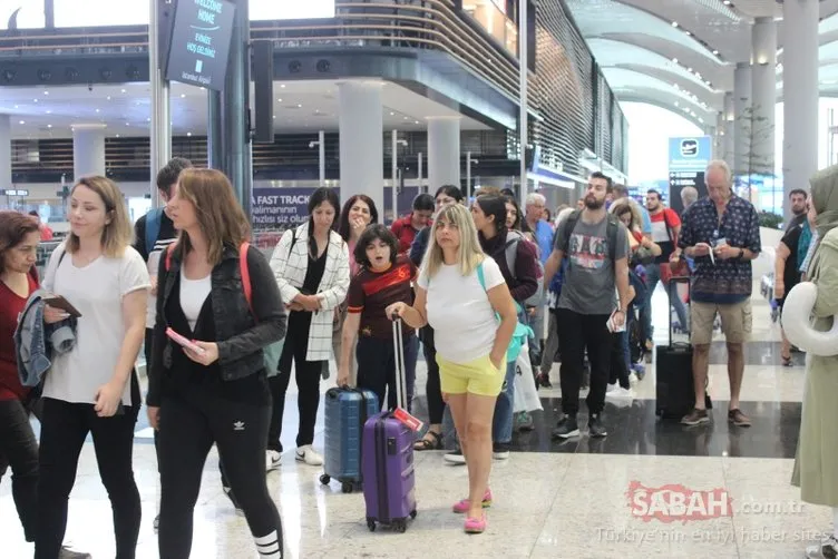 Sabah erken saatlerde geldiler... İstanbul Havalimanı’nda büyük hareketlilik
