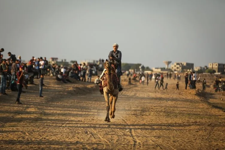 Gazze’de deve yarışı