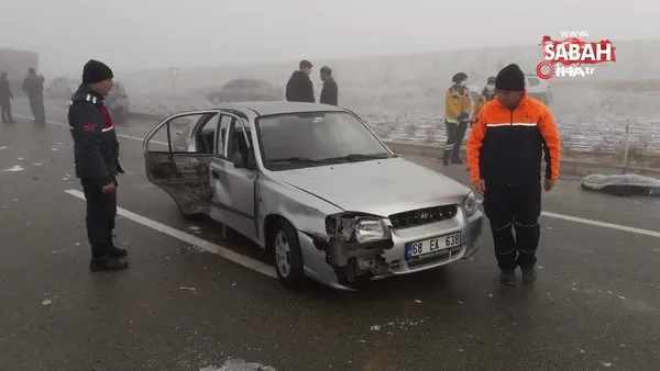 Aşırı buzlanma ve sis nedeniyle çok sayıda araç birbirine girdi: 2 ölü, 7 yaralı | Video