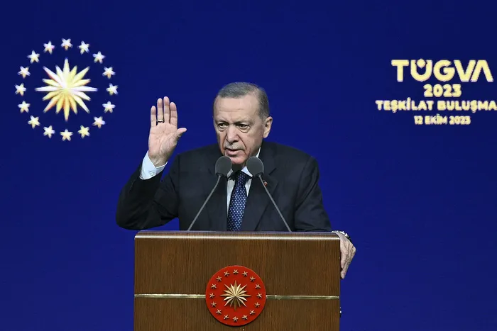 son-dakika-baskan-erdogandan-israil-zulmune-sert-tepki-gazzede-su-yok-ekmek-yok-gida-yok-1697135427742.jpg SON DAKİKA | Başkan Erdoğan'dan İsrail zulmüne sert tepki: Gazze'de su yok, ekmek yok, gıda yok!
