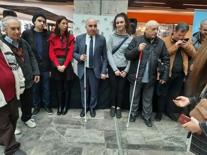 En iyi üniversiteler İrem’in peşinde! Görme engelliler için çalıştı dünyanın gözbebeği oldu