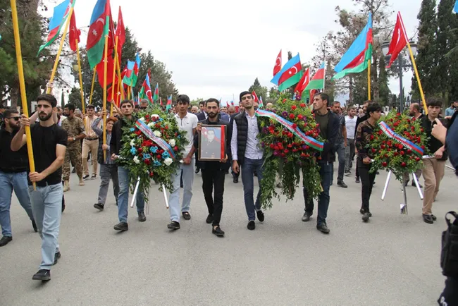 son-dakika-azerbaycan-400-ermeni-askeri-olduruldu-1663258438026.jpg