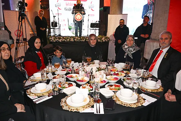 bakan-goktas-sehit-yakinlari-ve-gazilerle-iftar-programinda-bulustu-hayata-gecirdigimiz-en-anlamli-calismalard-1743100894413.jpg