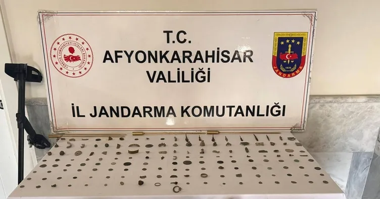 Jandarmadan define avcılarına darbe