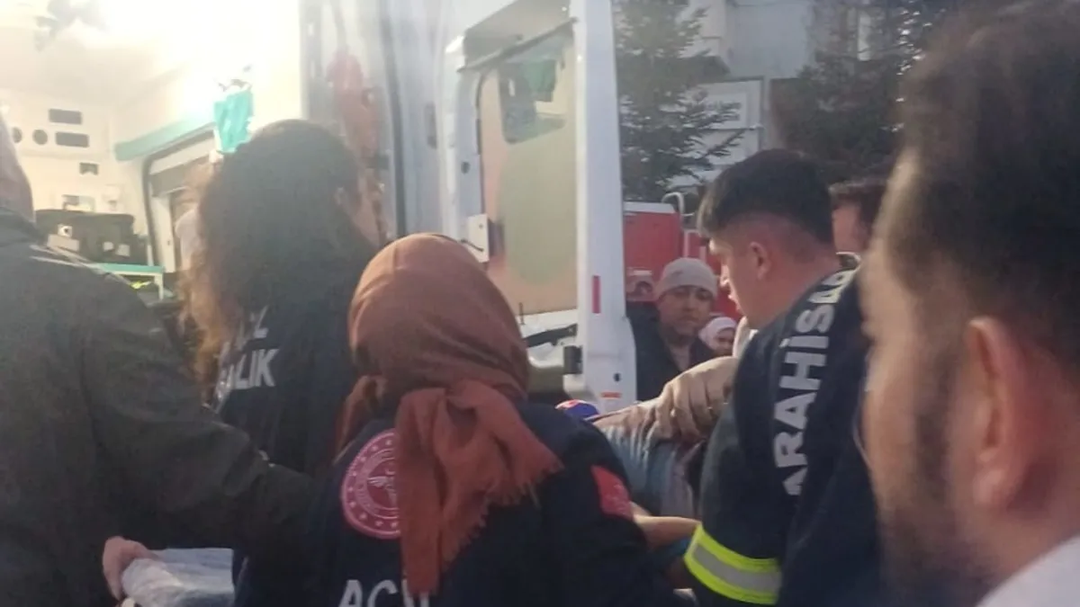 İş yerinde halatı kopan yük asansörü can aldı İş yerinde halatı kopan yük asansörü can aldı