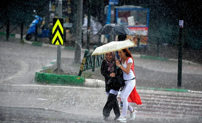 son-dakika-meteorolojiden-hava-durumu-uyarisi-istanbul-ankara-ve-izmir-icin-tarih-verildi-hem-saganak-hem-firt-1757057110782.jpg SON DAKİKA… Meteoroloji’den hava durumu uyarısı! İstanbul, Ankara ve İzmir için tarih verildi: Hem sağanak hem fırtına!