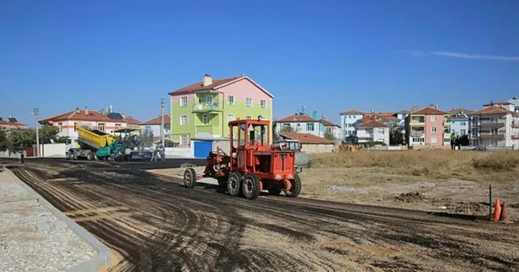 Karaman Belediyesinin asfalt çalışmaları sürüyor