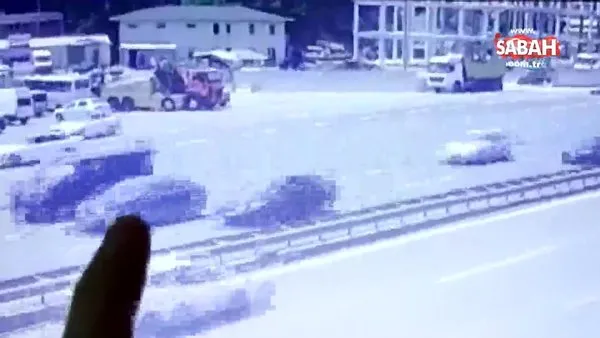 İstanbul'da motosiklet sürücüsünün ölümden döndüğü kaza kamerada