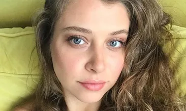 Hande Erçel’in ablası Gamze Erçel kızı Mavi’nin fotoğraflarını Saçmalık bu annelik notuyla paylaştı!