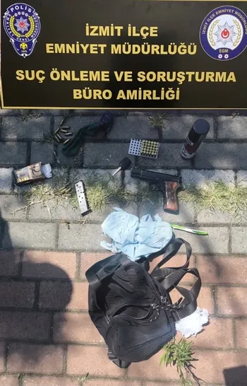 adliye-onunde-baslayan-kavga-sokaga-tasmisti-kocaeli-emniyetinden-aciklama-5-supheli-yakalandi-1781350064310.jpg