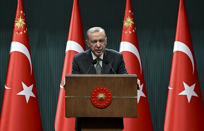 son-dakika-baskan-erdogandan-muhalefete-sert-tepki-mandacilik-zihniyetindeler-1744734745546.jpeg SON DAKİKA: Başkan Erdoğan duyurdu! 25 bin yeni öğretmen ataması yapılacak