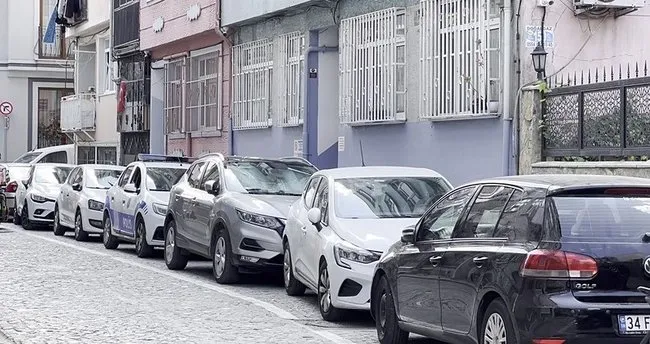 Arkadaşını katletti canına kıydı