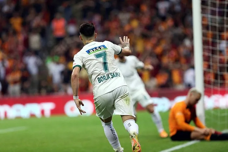 Son dakika Galatasaray transfer haberi: Galatasaray transferde durmuyor iki dünya yıldızı daha geliyor! Erden Timur’dan İtaya çıkarması...