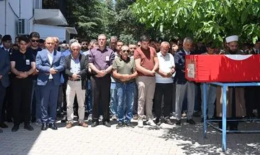 Genç Astsubay Emirhan görev yolunda hayatını kaybetti: Babası tabutuna sarılarak uğurladı #kirikkale