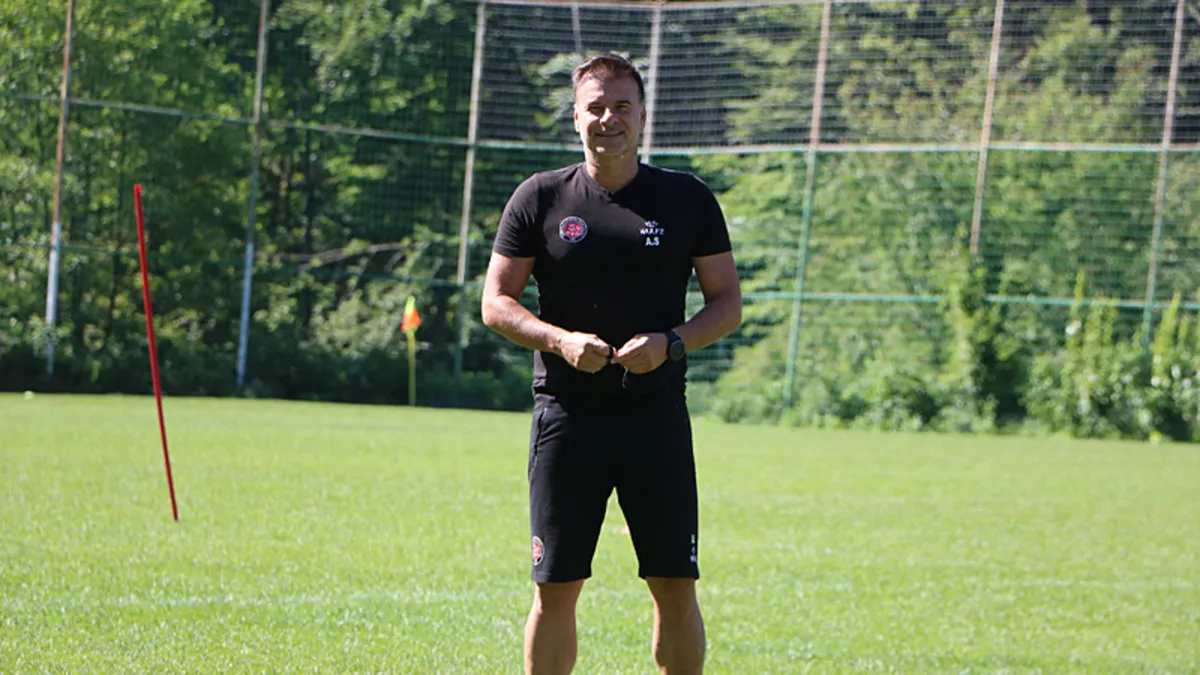 Fatih Karagümrük Teknik Direktörü Aleksandar Stanojevic