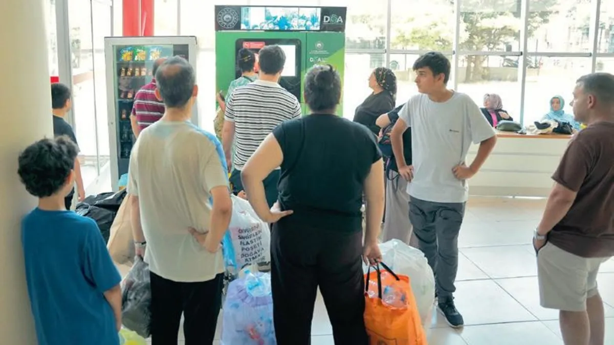 Depozito sistemiyle toplanan atık şişeler