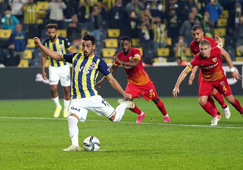 fenerbahceye-sakatlardan-mujdeli-haber-derbiye-yetisecekler-1636877594162.jpg