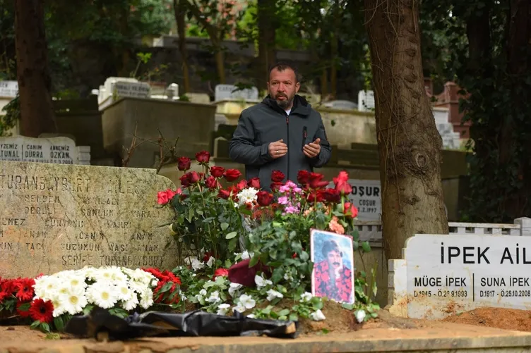 Ferdi Tayfur’a ziyaretçi akını: 13-14 yaşından beri dinliyorum, şarkılarıyla büyüdük