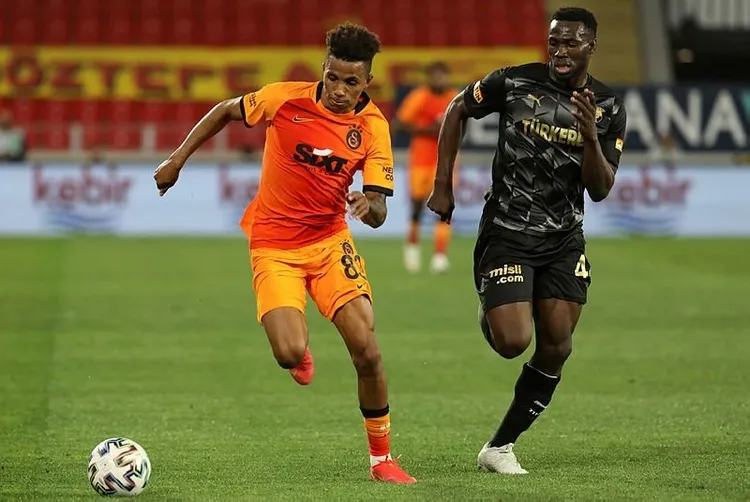 son-dakika-galatasaraydan-bir-transfer-hamlesi-daha-ghezzaldan-sonra-1625811896987.jpg