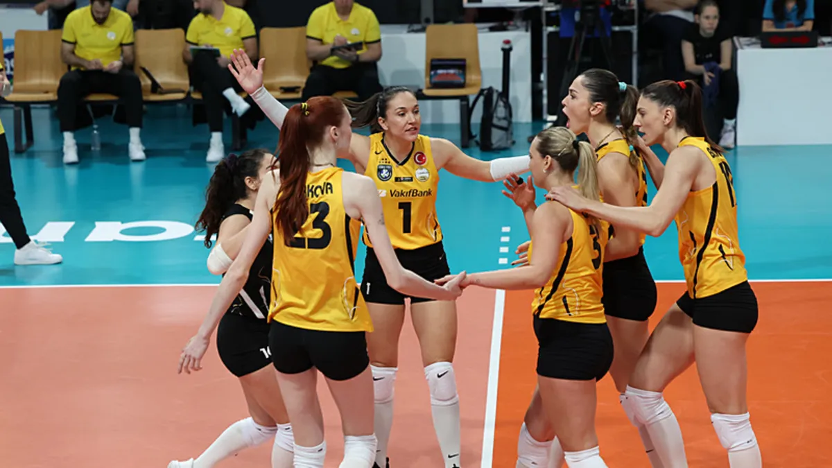 Vakıfbank set vermeden galip!