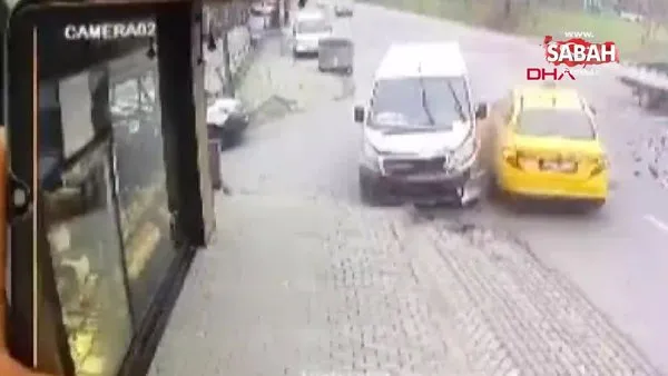 İstanbul Başakşehir'deki hatalı sollama kazası kamerada