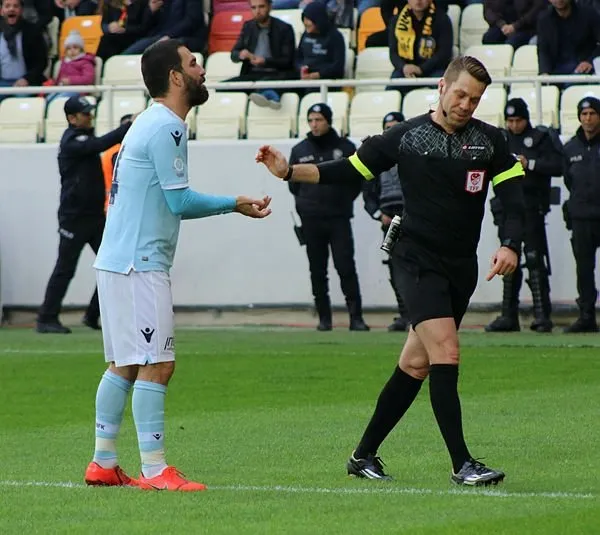 Hıncal Uluç; Başakşehir, Galatasaray, Beşiktaş ve Fenerbahçe’yi yorumladı