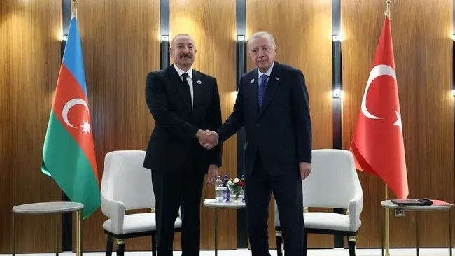baskan-erdogan-aliyev-ile-gorustu-iste-ele-alinan-konular-1792596995200.jpeg Başkan Erdoğan, Aliyev ile görüştü! İşte ele alınan konular