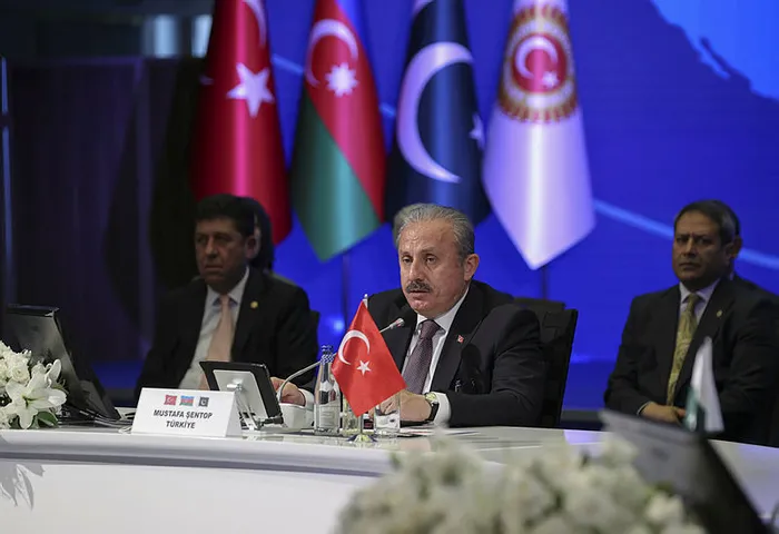 tbmm-baskani-sentoptan-dohuk-aciklamasi-1658403615921.jpg