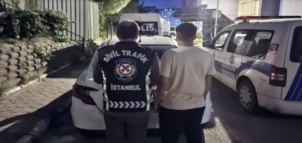 trafikte-makas-atan-sosyal-medyada-yayinlayan-surucuye-agir-ceza-1780602684160.jpg